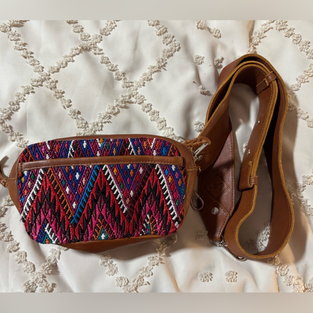 Nena  Co. The Essentials Bag